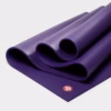 111011040-mats-pro71-black-magic-04.avif Коврик для йоги Manduka Pro Black Magic (Purple) 6mm