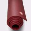111011z30-mats-pro71-verve-02.avif Коврик для йоги Manduka PRO Verve 6mm
