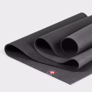 135021077-mats-eko5mm-charcoal-04-grey-bkgd-low-res.avif Коврик для йоги Manduka eKO Charchoal 5 mm