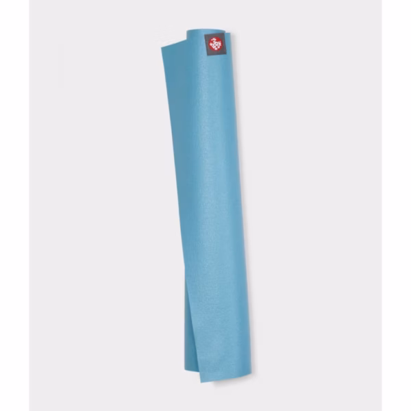 136011650-mats-ekosuperlite71-aqua_01-1300x1300-1-scaled-1.avif Коврик для йоги Manduka eKO SuperLite Travel Aqua 1,5 mm