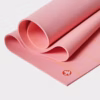 823ba73421f7ae4fa8260202aeff6588-scaled-1-scaled-1.avif Коврик для йоги Manduka PRO Fuchsia 6mm