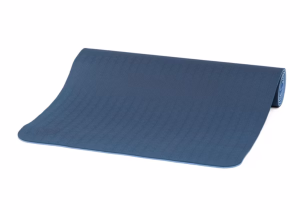 joga-mat-lotus-pro-bodhi-goluboj-svetlo-goluboj-1-scaled-1.avif Коврик для йоги Bodhi Lotus Pro Blue/Light blue