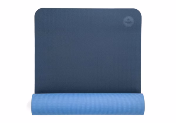 joga-mat-lotus-pro-bodhi-goluboj-svetlo-goluboj-5-scaled-1.avif Коврик для йоги Bodhi Lotus Pro Blue/Light blue