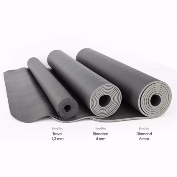 kauczukowa-mata-do-jogi-bodhi-ecopro-diamond-6mm-czarny-4-scaled-1.avif Коврик для йоги Bodhi EcoPro Diamond Slate Grey 4 mm
