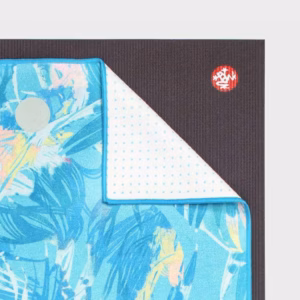novyj-proekt-6-scaled-1.avif Полотенце йога Manduka Yogitoes Tropical Blue