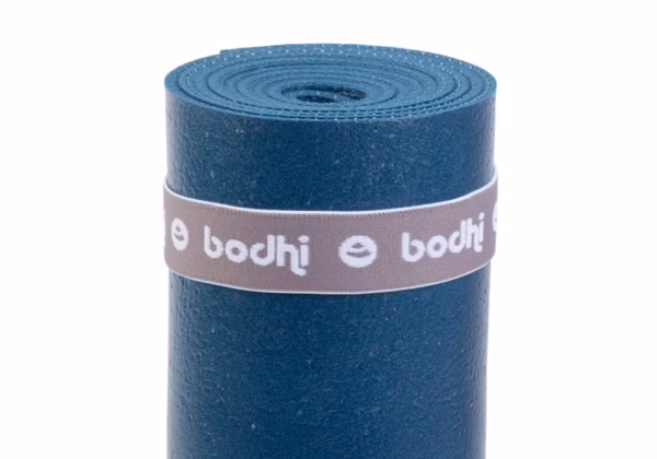 yoga-mat-rishikesh-premium-60-blue5-scaled-1.avif Коврик для йоги Bodhi Rishikesh Premium 60 Petrol